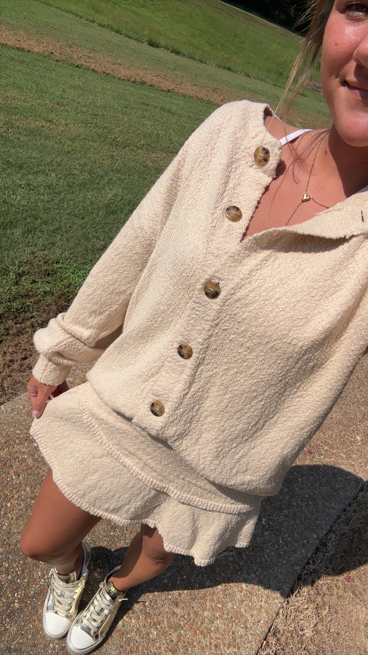 Cream buttoned set