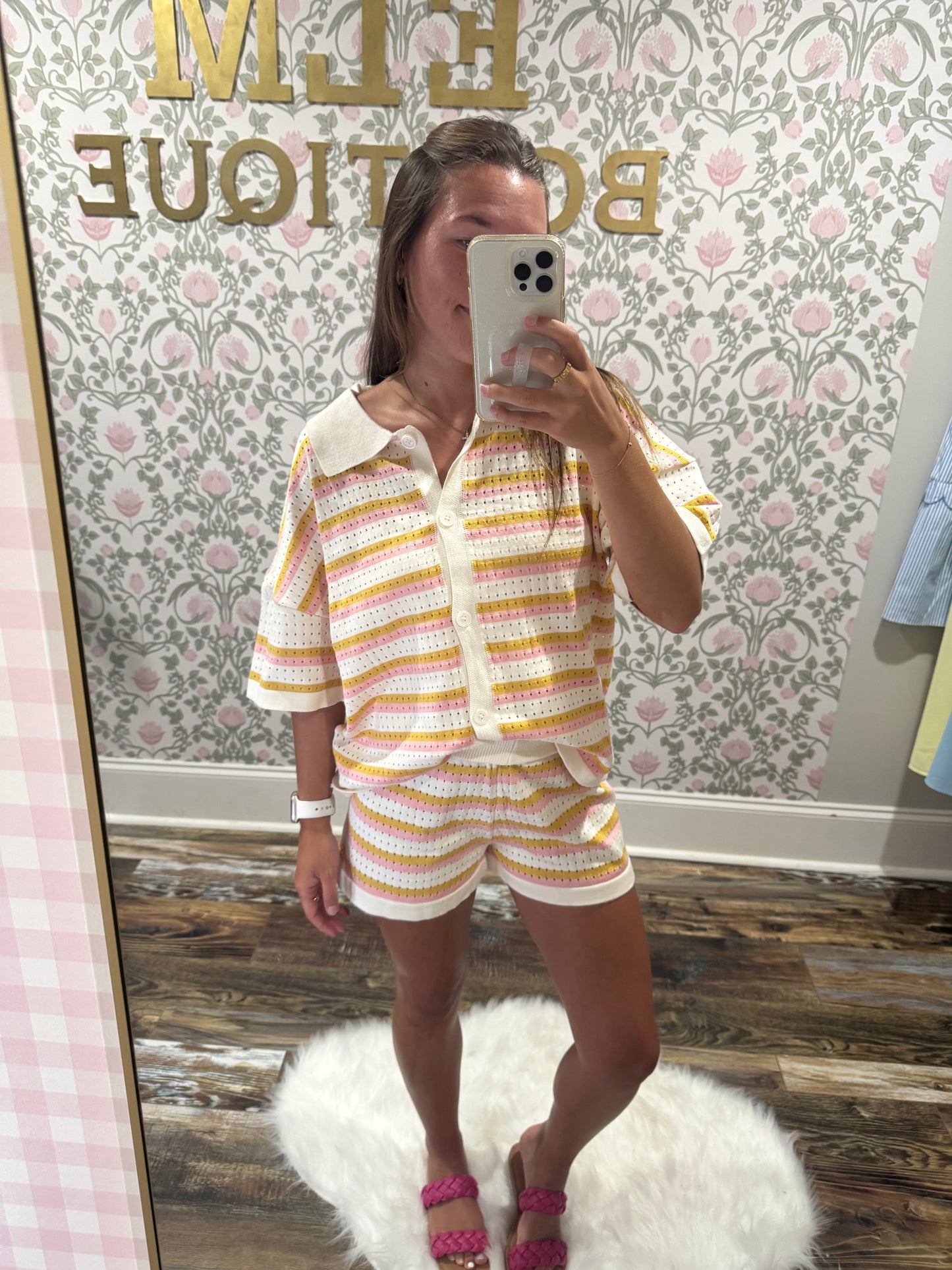 Striped set